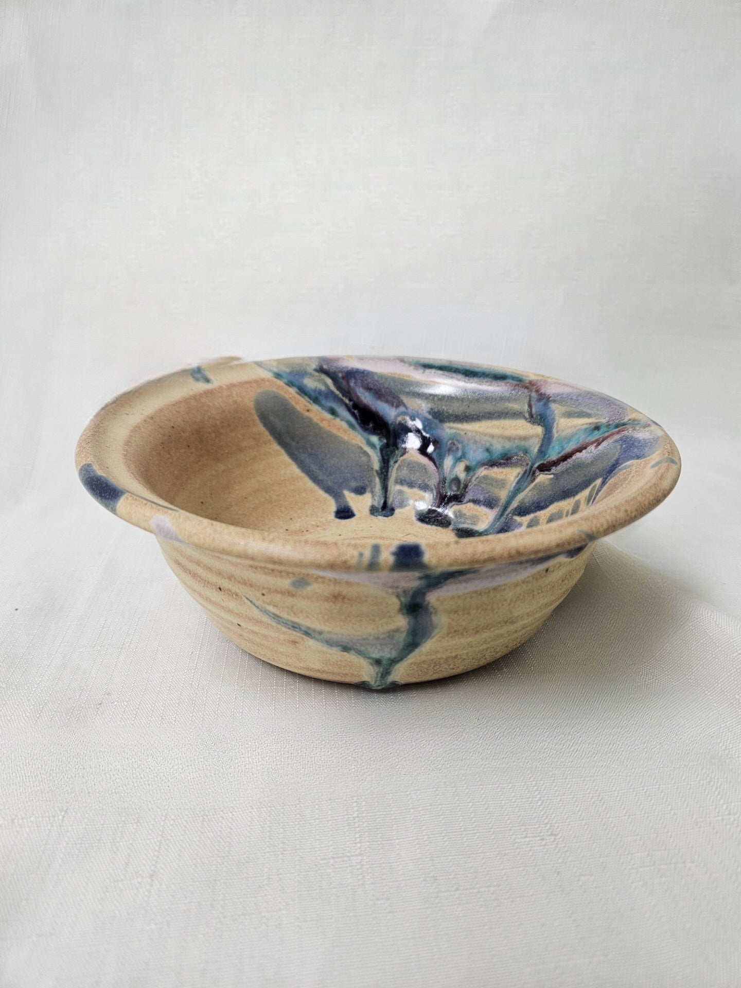 B29 - Medium Beige and Color Drip Bowl