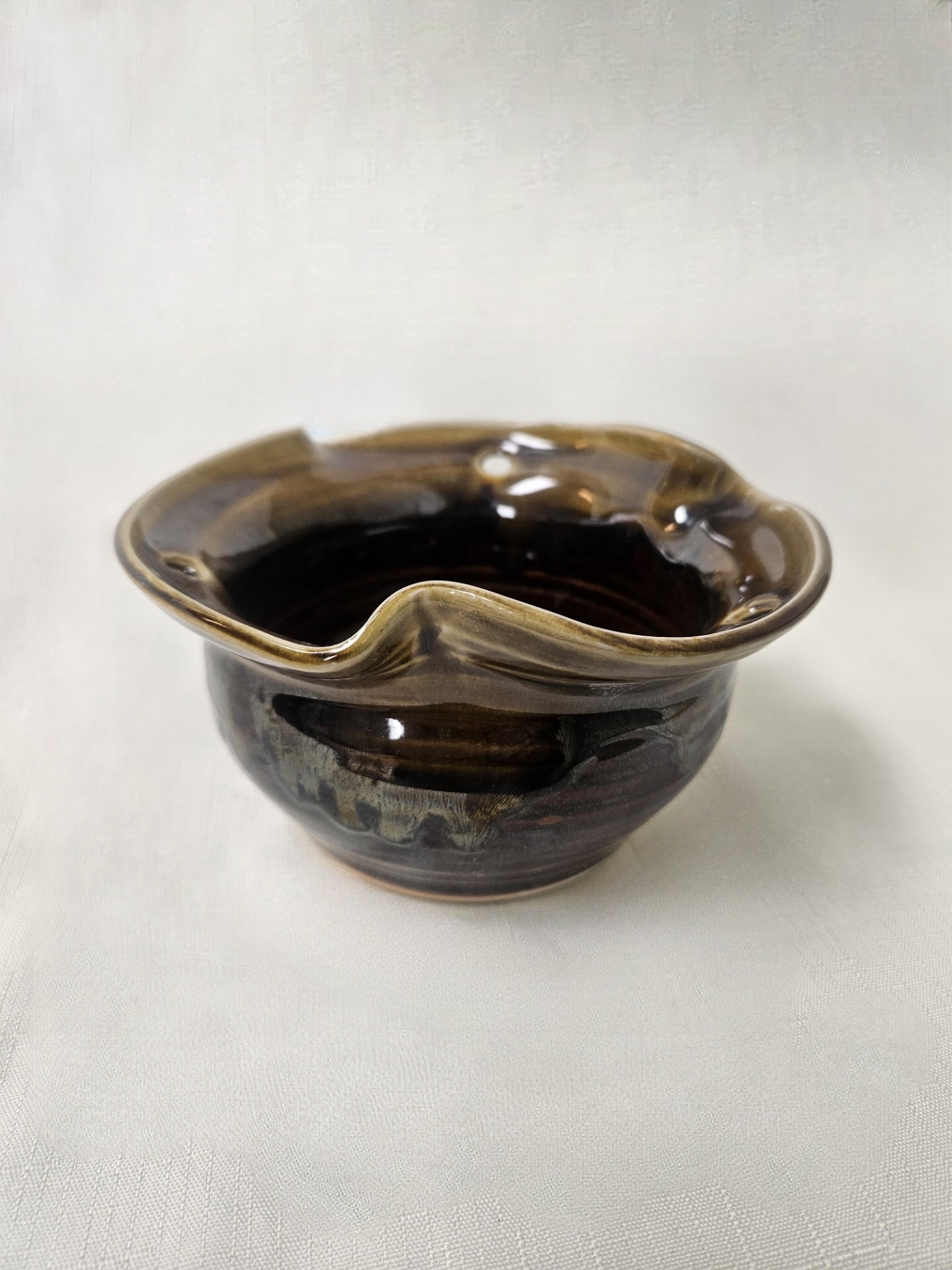 B59 - Brown Hanging Bowl